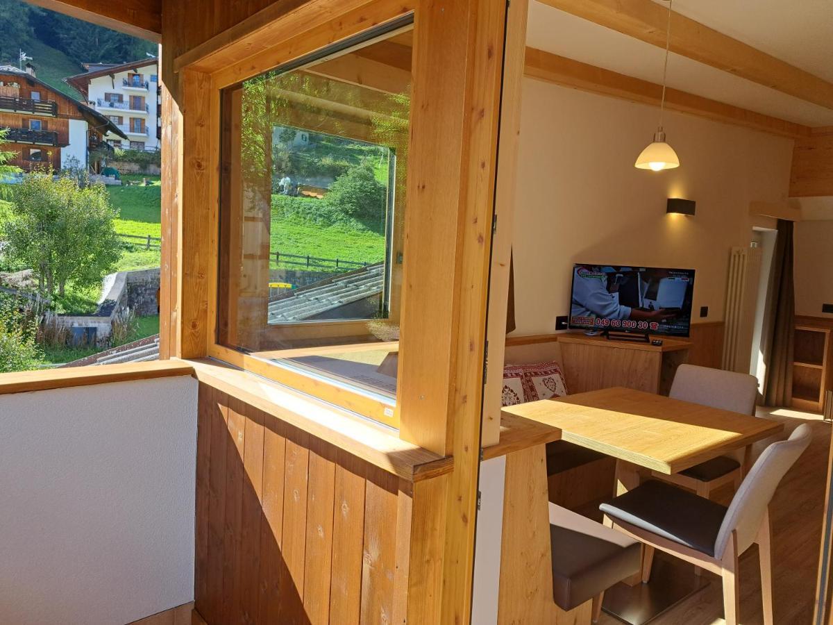 Albergo Arnica กานาเซย์ ภายนอก รูปภาพ